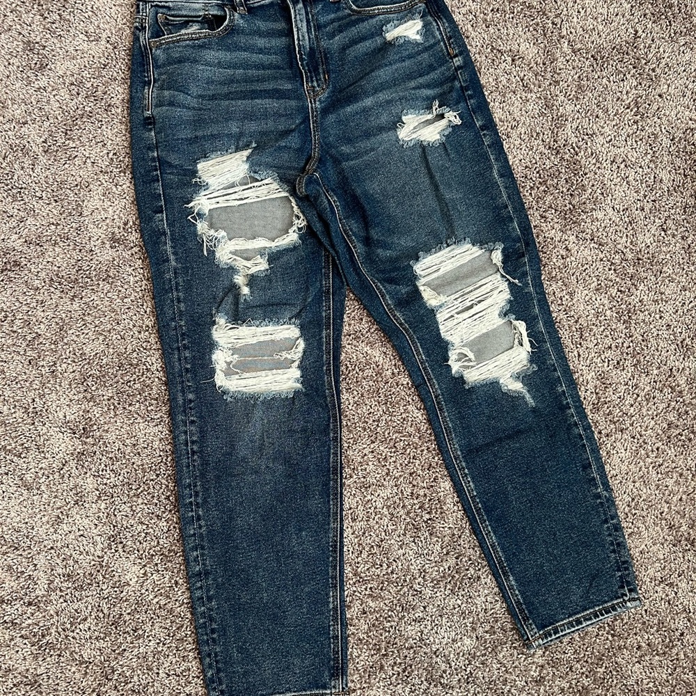 American Eagle Outfitters High Rise Curvy Mom Jeans Distressed - Picture 3 of 5